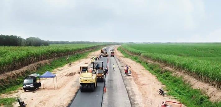 Tingkatkan Konektivitas Kawasan Industri Tambak, BJPN Lampung Targetkan Preservasi Jalan Lintas Timur Sumatera  Rampung Akhir 2023